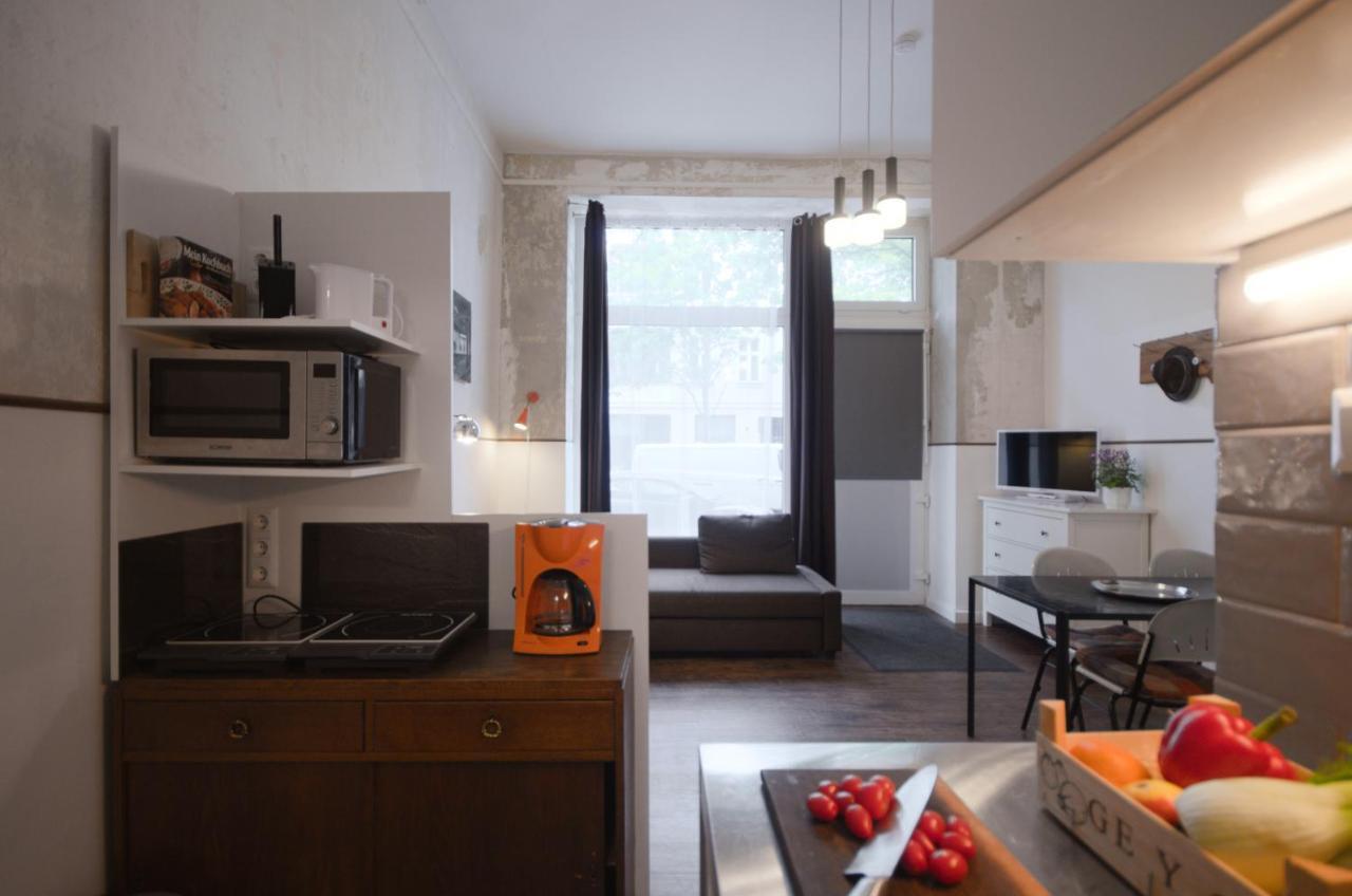 Altbauwohnung Mit 3 Baedern Berlin Exteriör bild